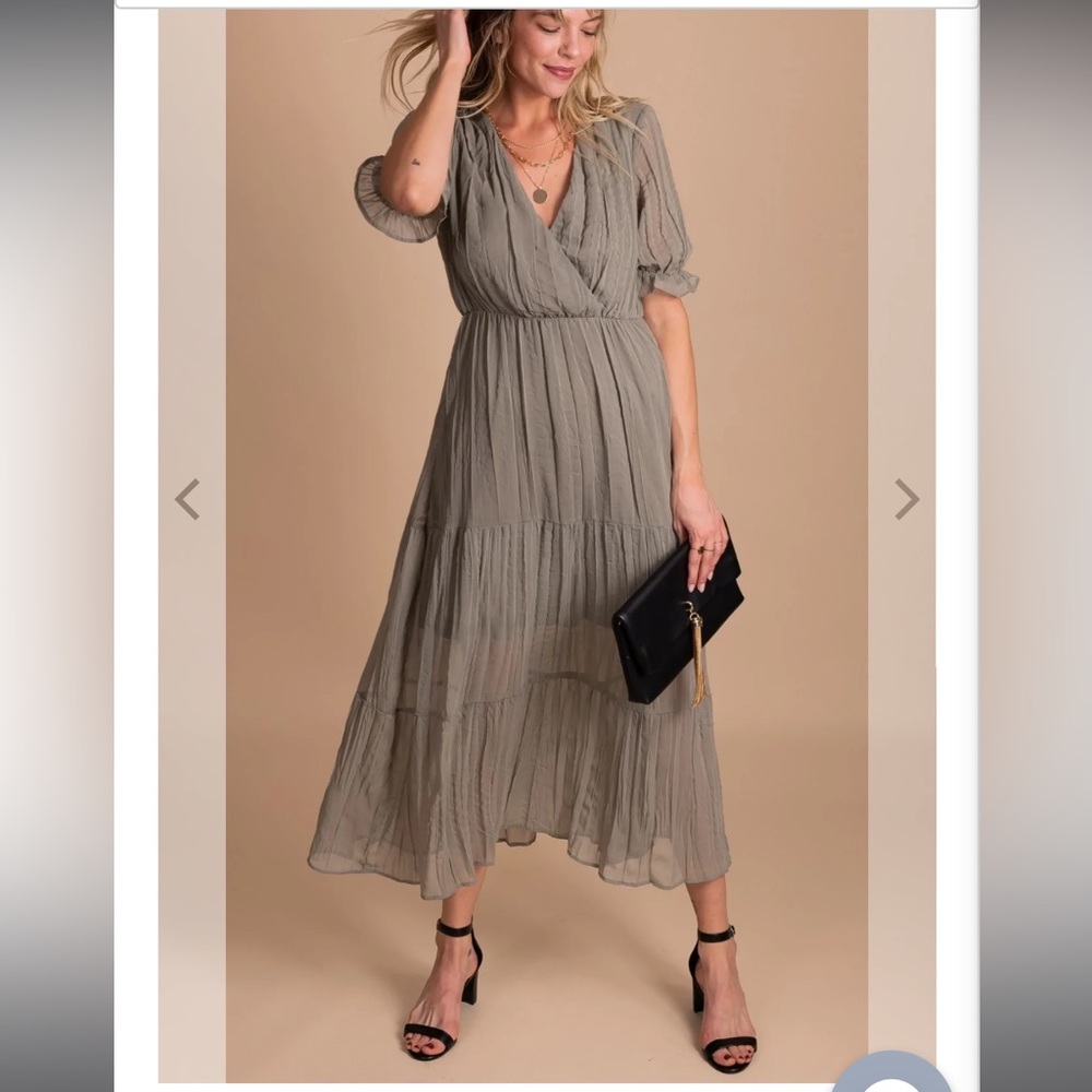 BELLA ELLA BOUTIQUE OLIVE GREEN CHIFFON MAXI DRESS